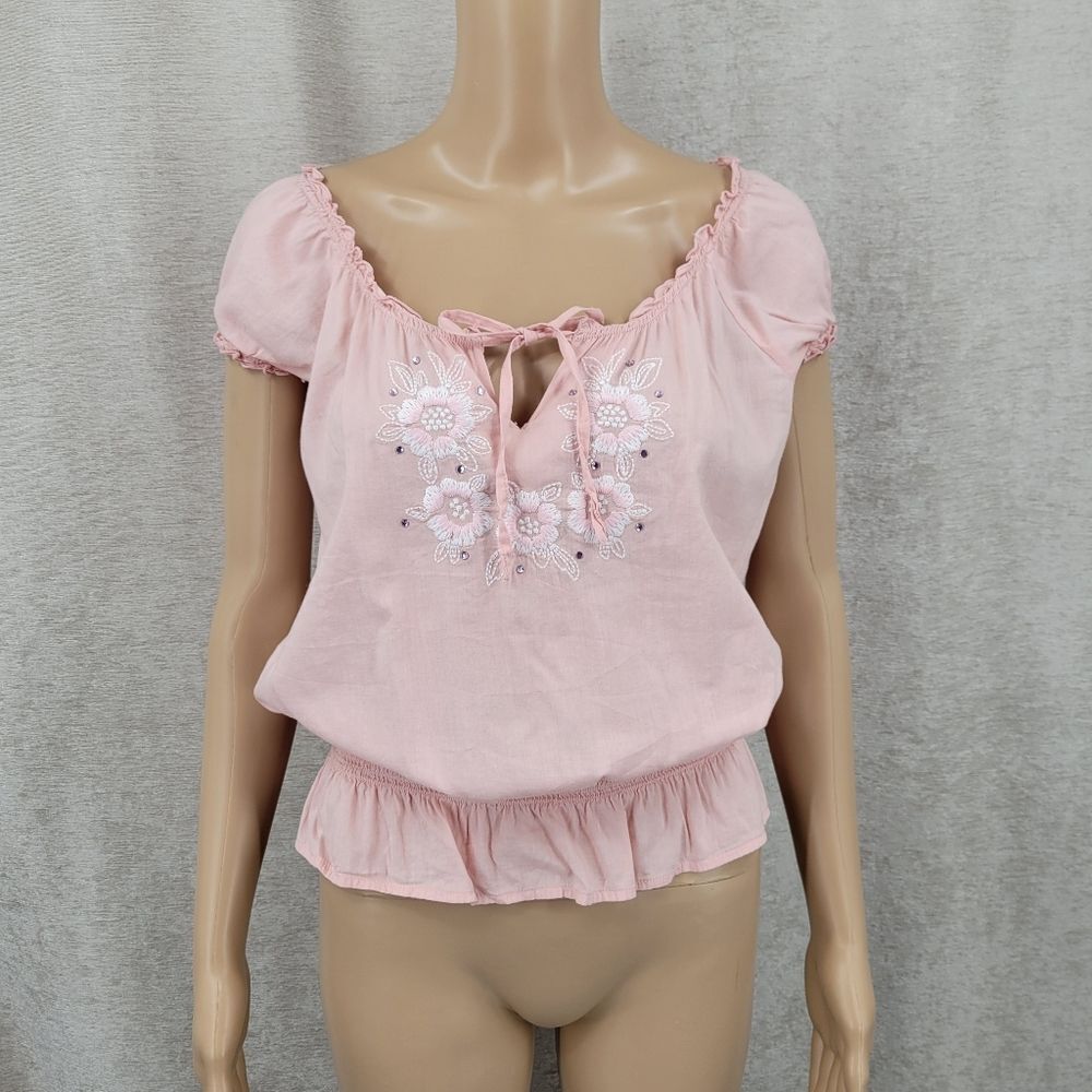 Candie's Y2K Baby Pink Floral Embroidered Women's Cotton Blend Top Boho Femme